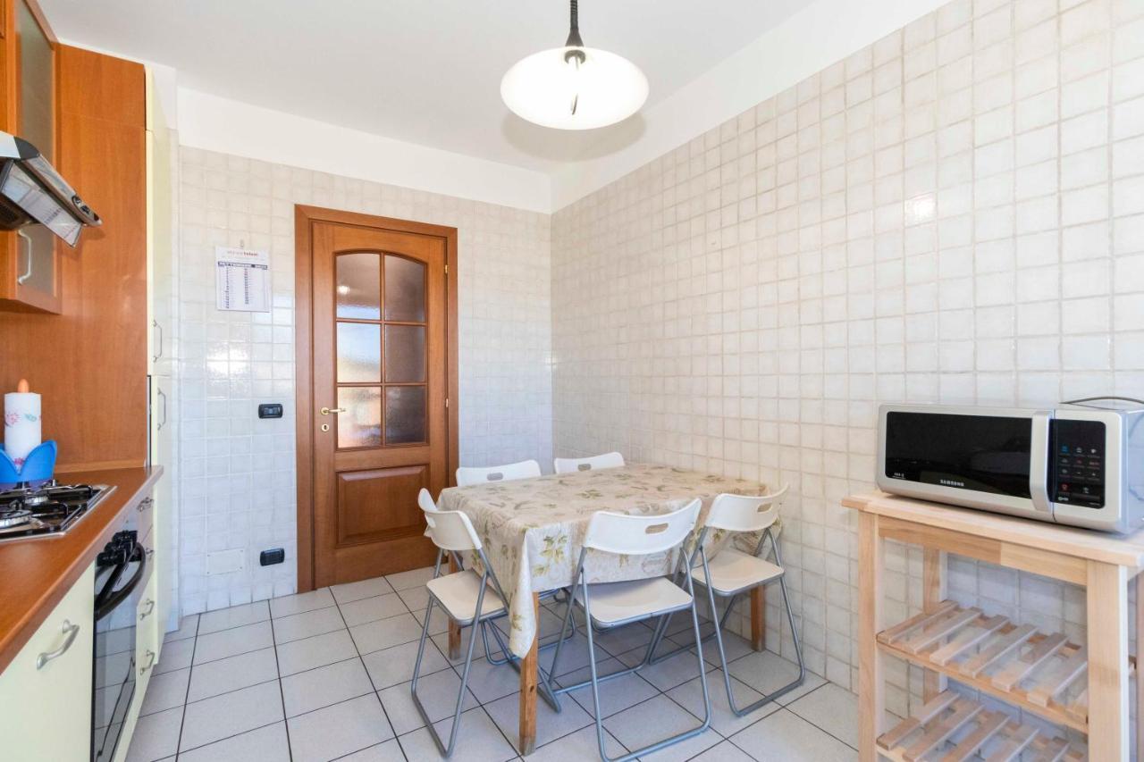 Cozy&Spacious Apt 2 Min Walk From The Tram Stop! Apartment Torino Exterior foto