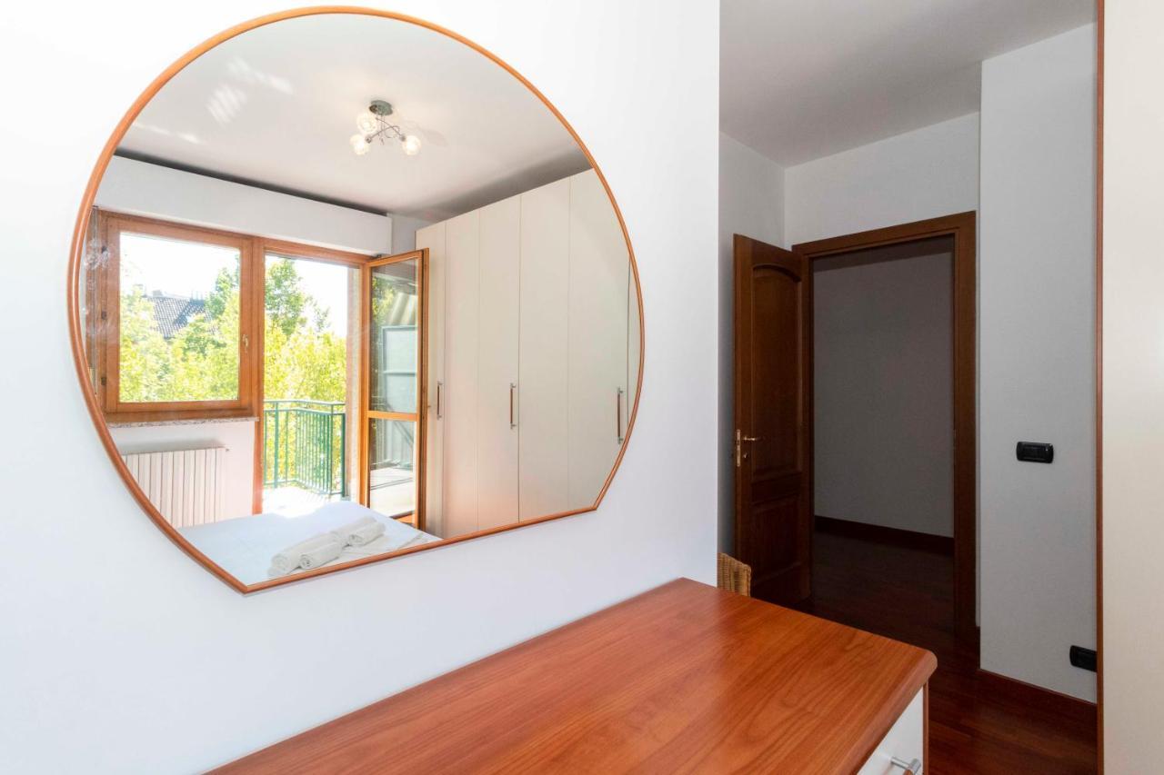Cozy&Spacious Apt 2 Min Walk From The Tram Stop! Apartment Torino Exterior foto